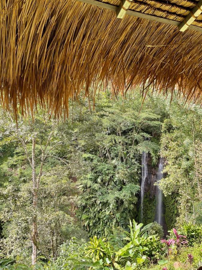 Munduk Tutub Waterfall View Exteriör bild